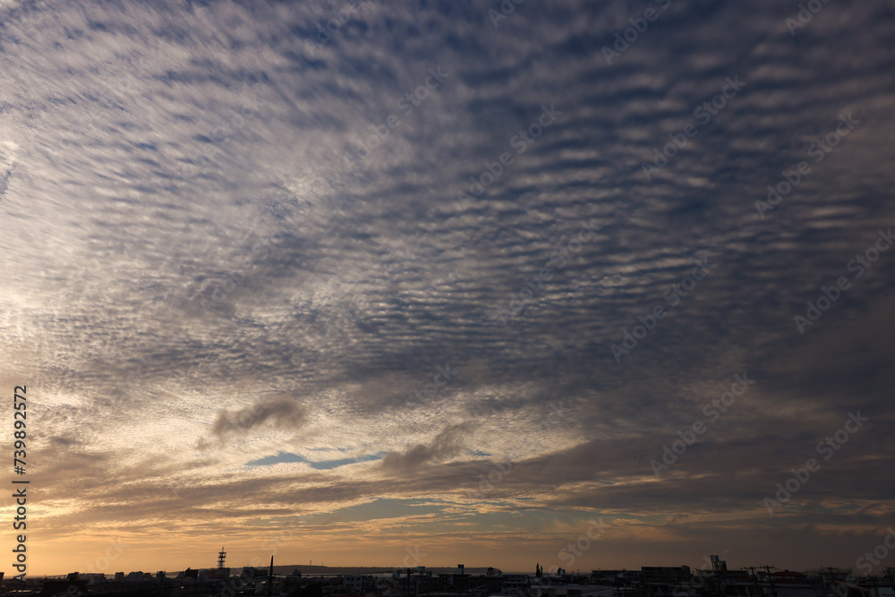 沖縄県宮古島　春の夕景　マジックアワー