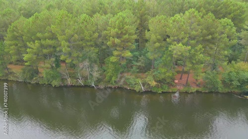 Forêt et lac en drone (Hostens) photo