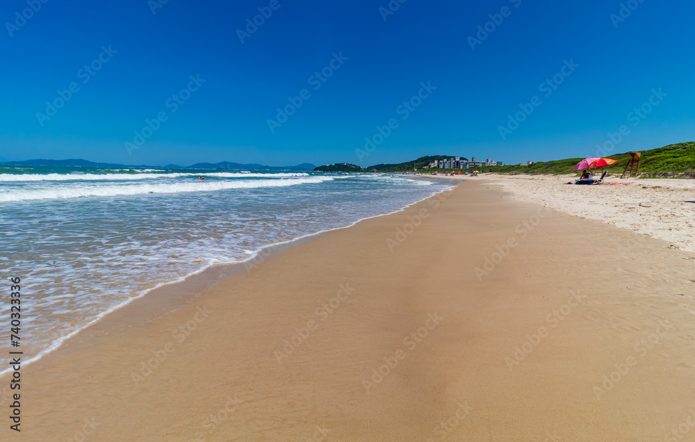 paisagem da  praia Grande cidade de Governador Celso Ramos Santa Catarina Brasil praia Caravelas