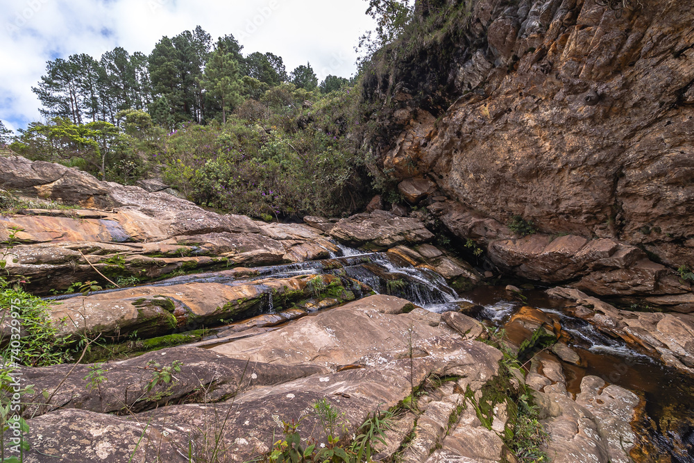 cachoeira na cidade de Barão de Cocais, Estado de Minas Gerais, Brasil