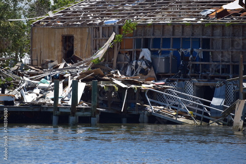 Obraz na płótnie Hurricane debris fort myers beach florida salvanged boats w salonie
