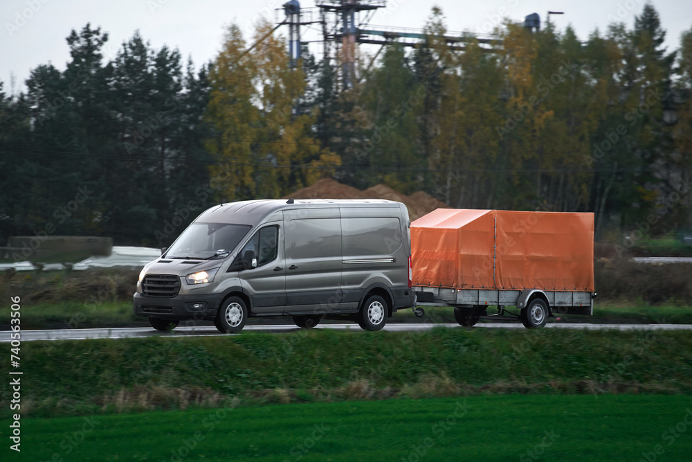 Move Your Stuff Easily with a Car and a Trailer for Rent.