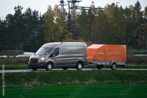 Move Your Stuff Easily with a Car and a Trailer for Rent.