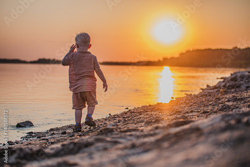 child on the beach © Wojciech Zieliński 