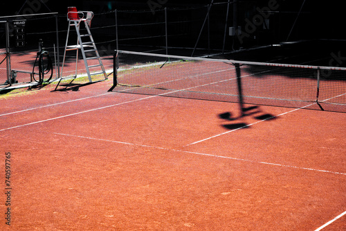 Obraz na plátně Tennis court under the hot sun