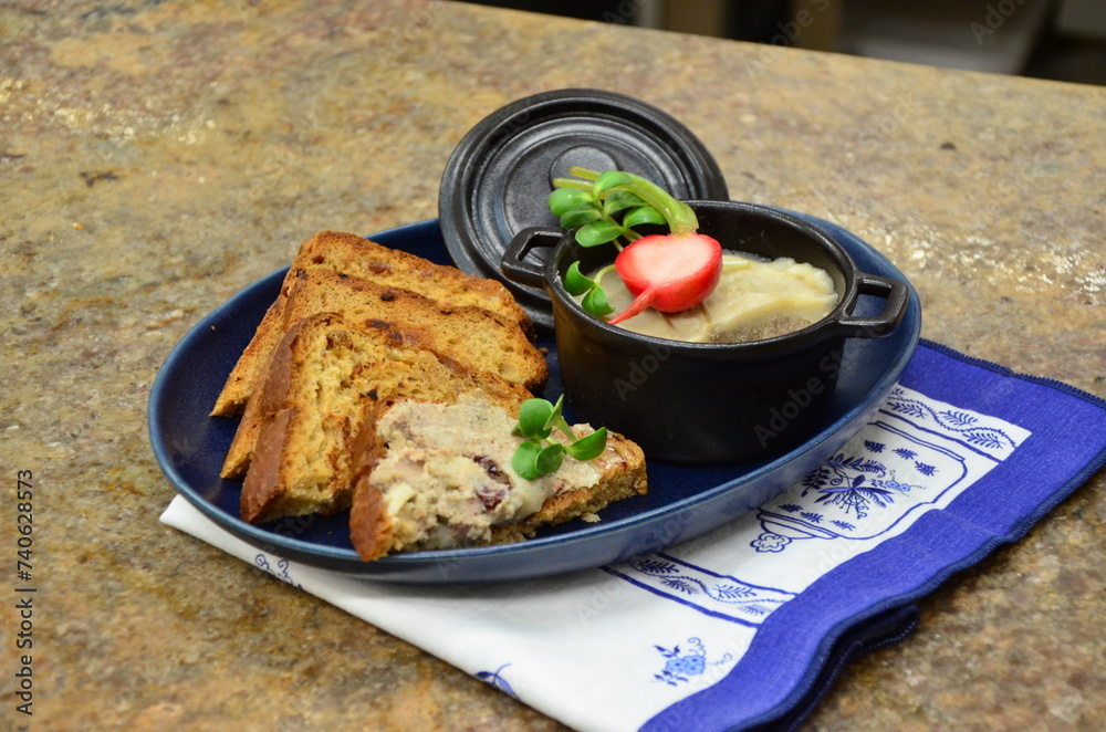 CLOSE VIEW OF TRADITIONAL APPETIZER, LIVER PATE