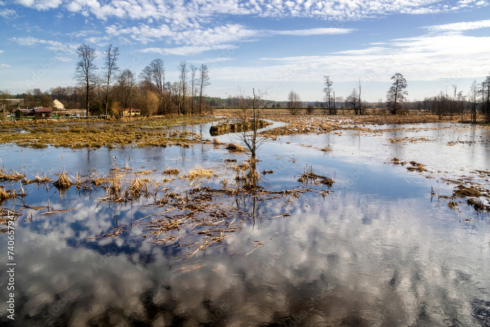 Bajkowe krajobrazy Doliny Górnej Narwi, Podlasie, Polska