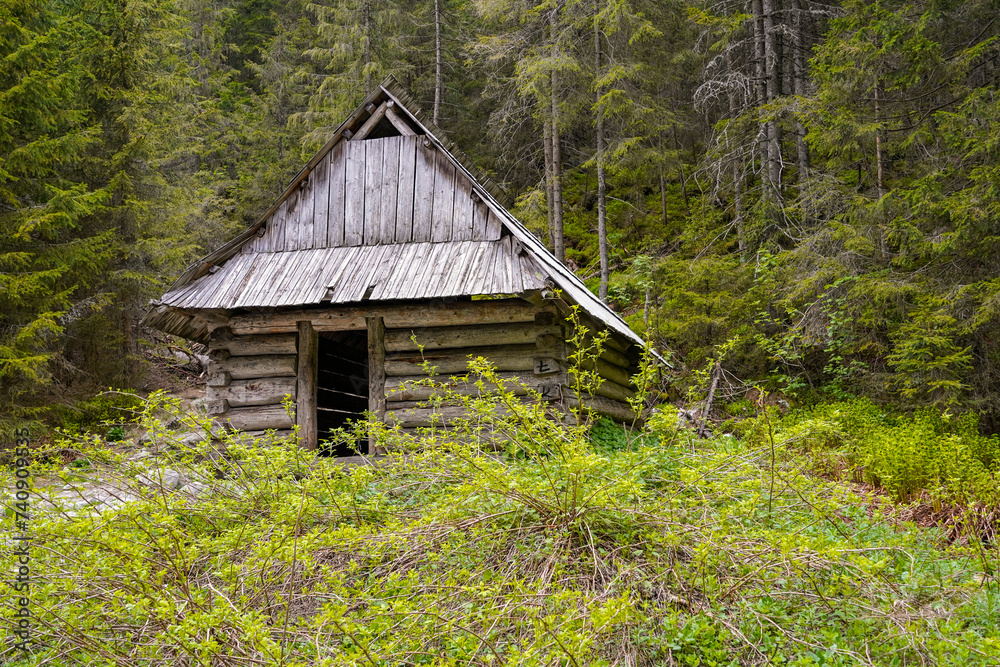 Morskie Oko trail , hike in the Tatras mountains , abandonned wooden cabin Morskie Oko trail , hike in the Tatras mountains , abandonned wooden cabin