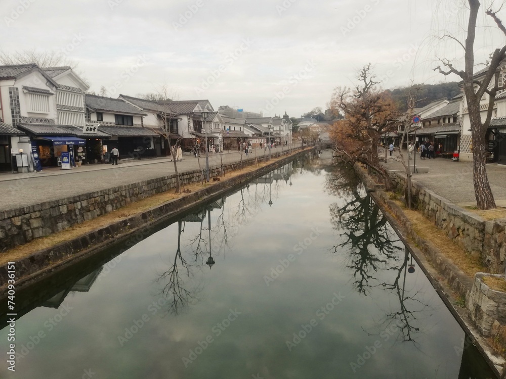 レトロで伝統的な日本の街並み、岡山美観地区