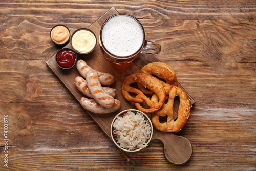 Board with tasty Bavarian s...