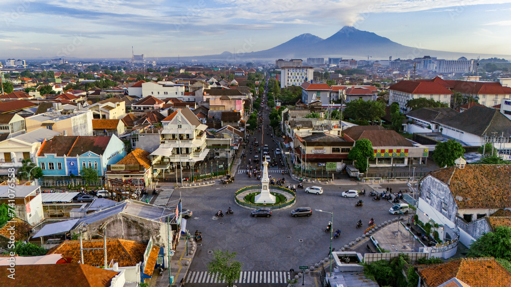 Tableau sur toile aerial view of Tugu Yogyakarta, Tugu Yogyakarta is an important historical pilla