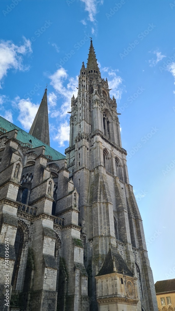 La tour nord de la cathédrale de Chartres