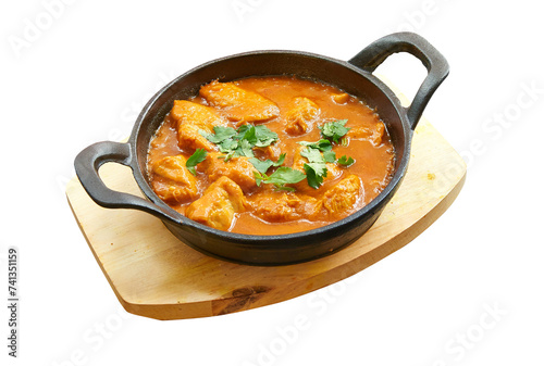 Obraz na płótnie Floating Chicken curry baked in little pan w salonie