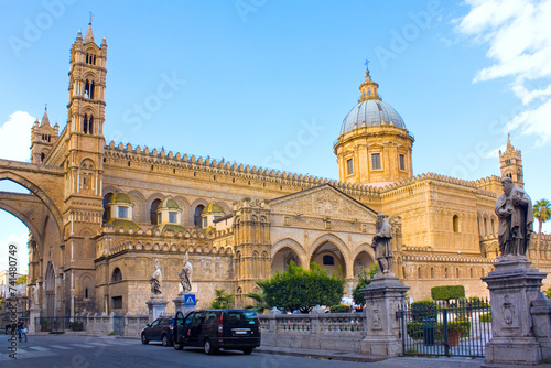 Fototapeta Naklejka Na Ścianę i Meble -   Cathedral of Palermo, Sicily, Italy