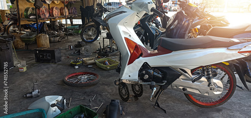 Shop that accepts repairs Motorcycle, engine repair