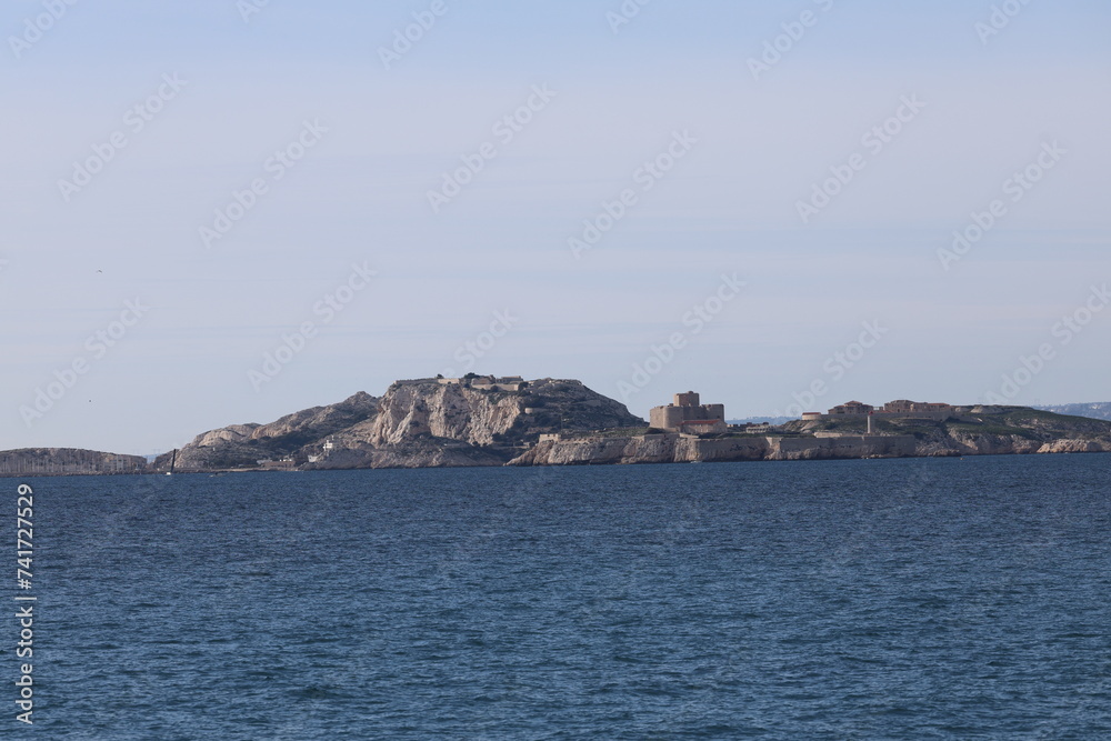îles du frioul et château d'If à Marseille