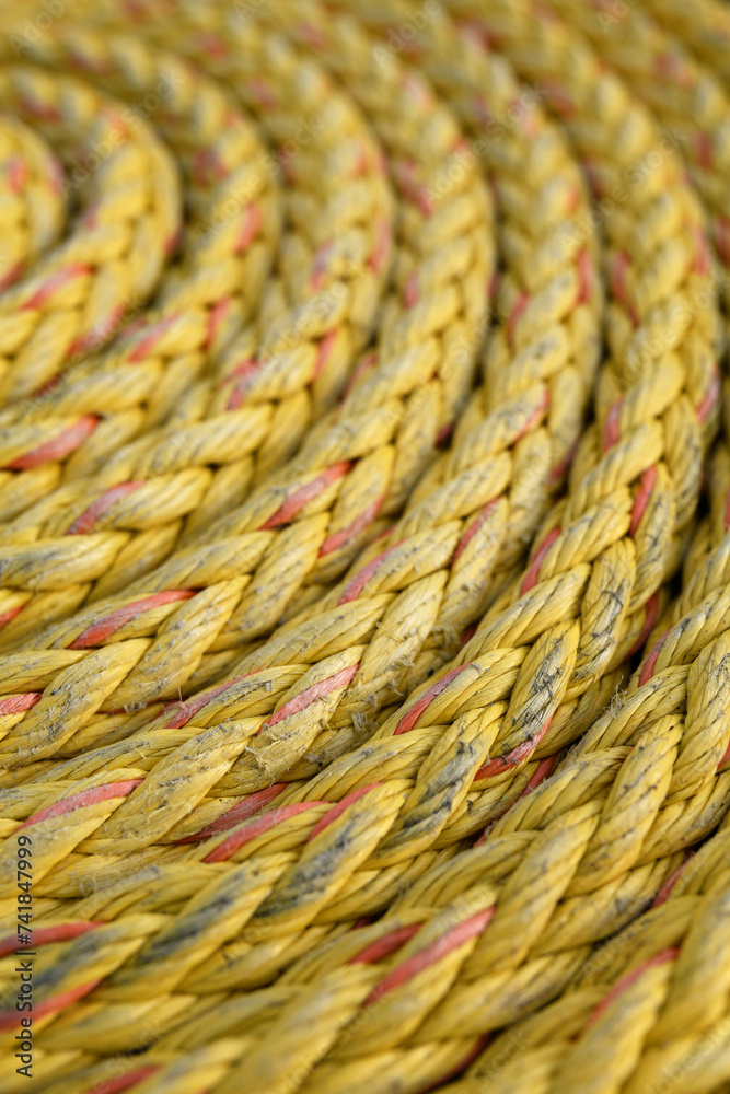 Detail einer Seilschnecke auf einem Schiffsanleger