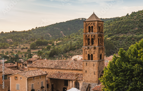 Moustiers-Sainte-Marie panoramic view of medieval village, Alpes-de-haute-Provence, France.

