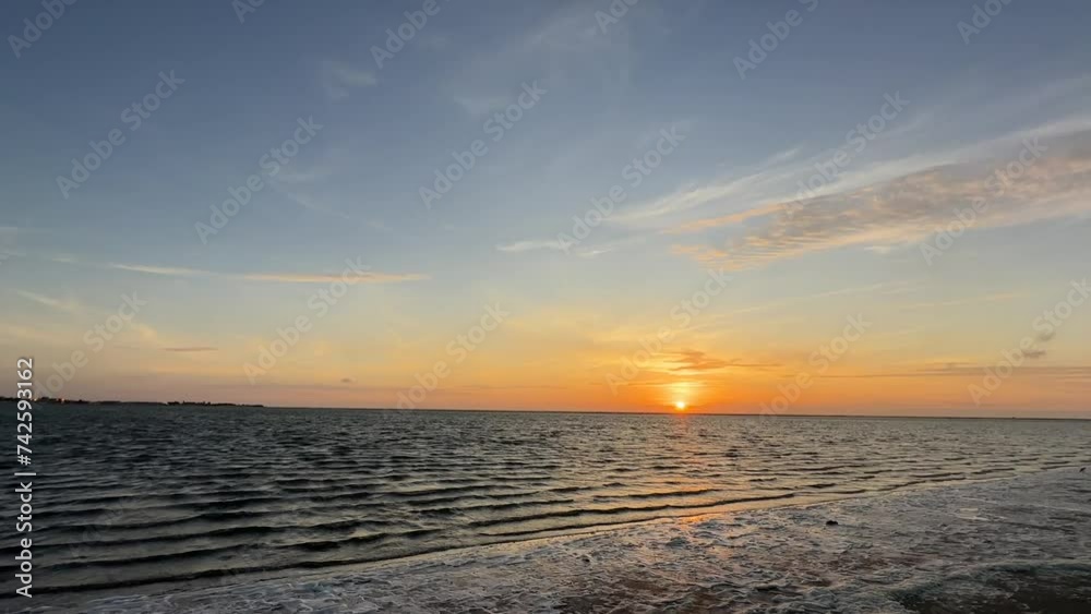 Sonnenuntergang an der Lagune in Walvis Bay Sonnenuntergang an der Lagune in Walvis Bay