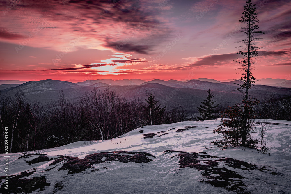 Obraz premium sunset in the mountains