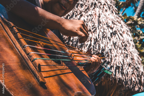 grupo playero con guitarra