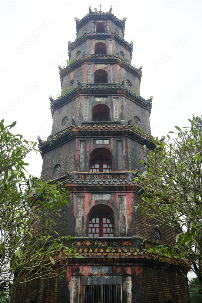Φωτογραφία Thien Mu Temple in Hue, Vietnam - ベトナム フエ ティエンムー寺