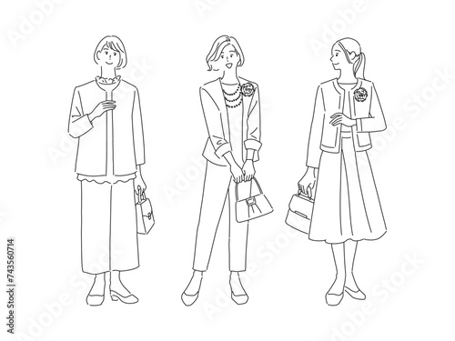 入学式・卒業式用スーツを着たお母さん三人