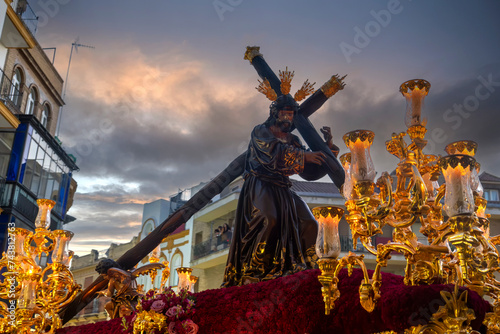 estación de penitencia de nuestro Padre Jesús de la salud de la hermandad de la candelaria, semana santa de Sevilla