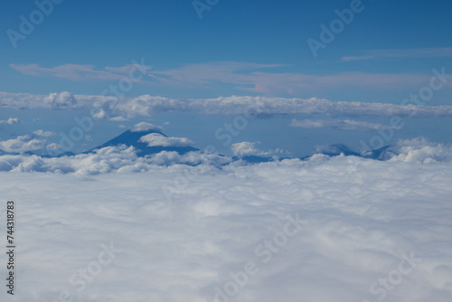 clouds over the volcano © Enma