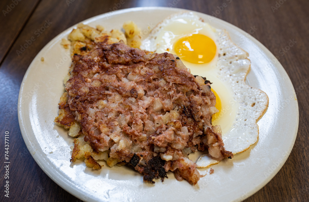 Corned beef hash with fried eggs