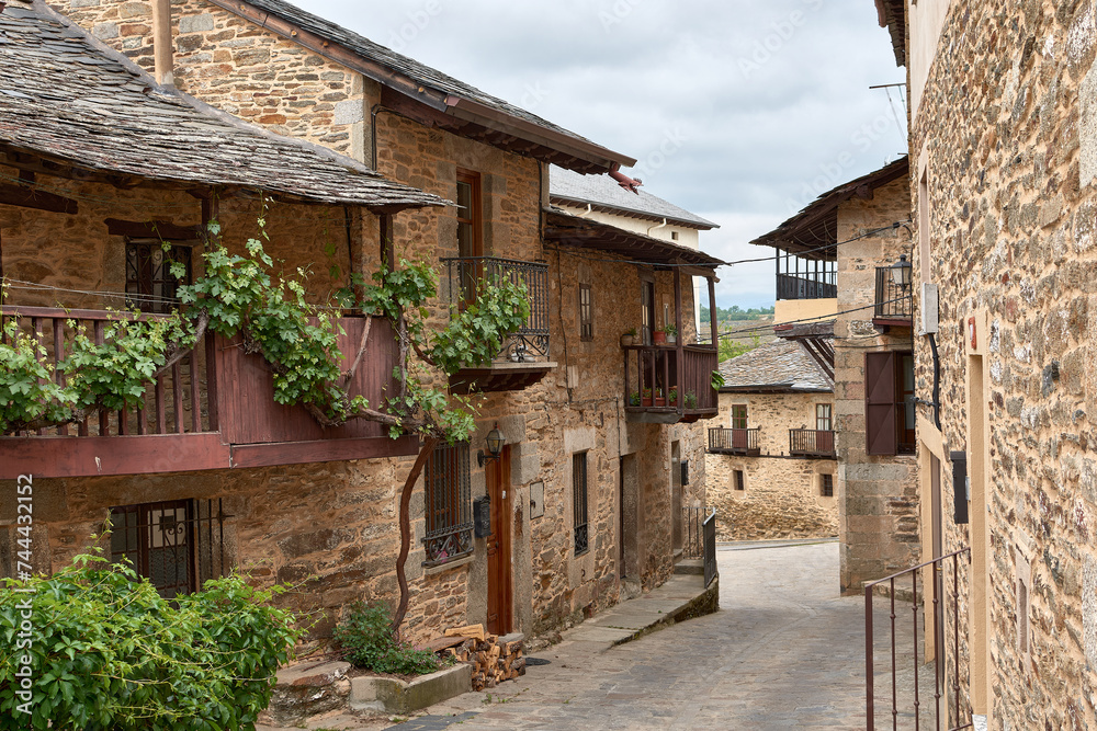 Narrow streets of the medieval town of Puebla de Sanabria in Zamora, Spain