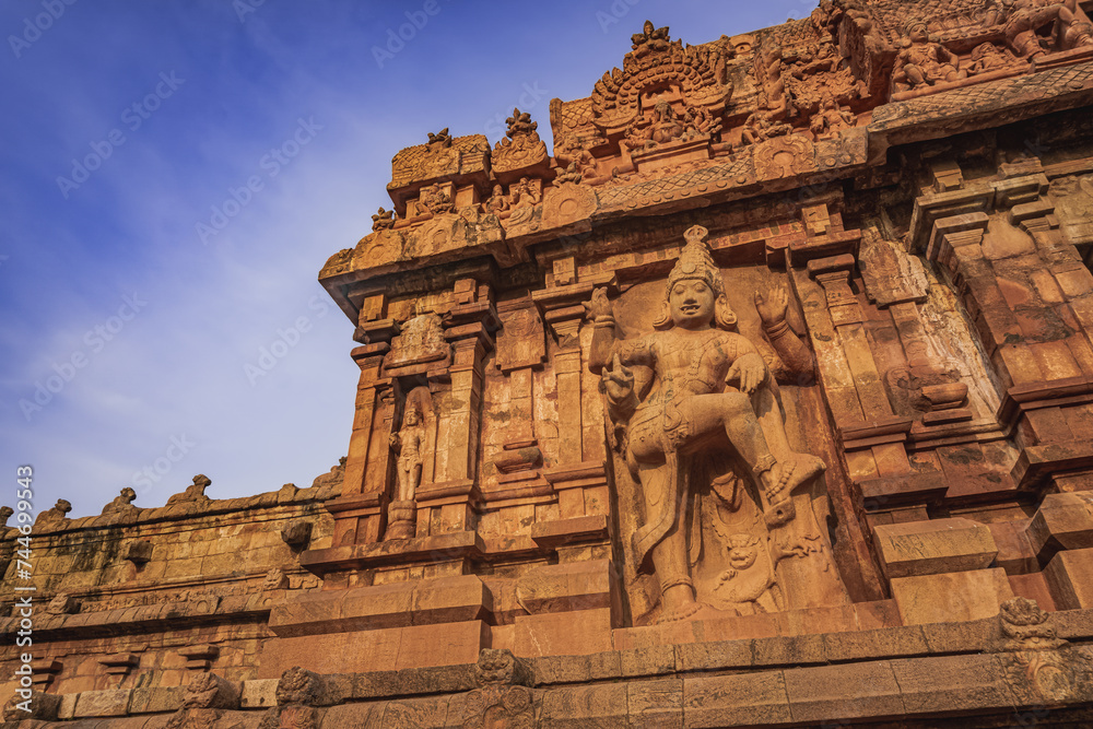 Tanjore Big Temple or Brihadeshwara Temple was built by King Raja Raja Cholan, Tamil Nadu. It is the very oldest & tallest temple in India. This is UNESCO's Heritage Site.	