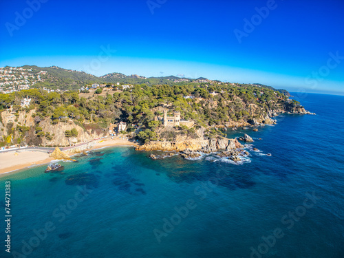Fototapet Coastal Adventures: Exploring Lloret de Mar's Playas from Above