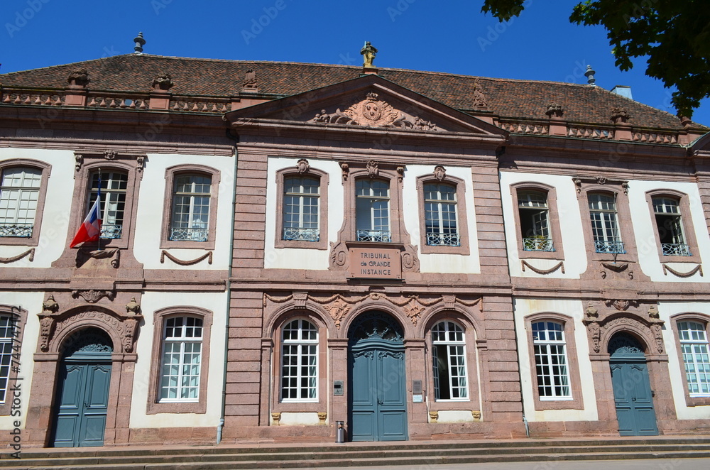 Tribunal de Grande Instance  à Colmar (Haut-Rhin - Grand-Est - France)