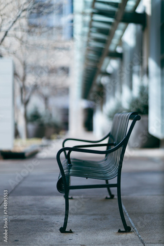 bench in the city © Guicho