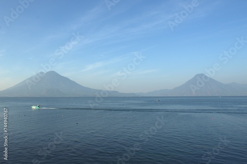 Volcanes en el Lago de Atitlán