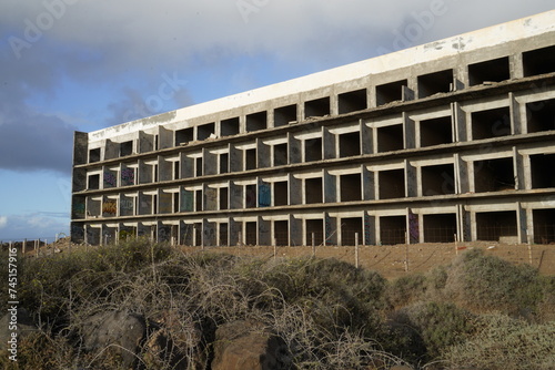 Rudere di un hotel abbandonato a Lanzarote © Diego