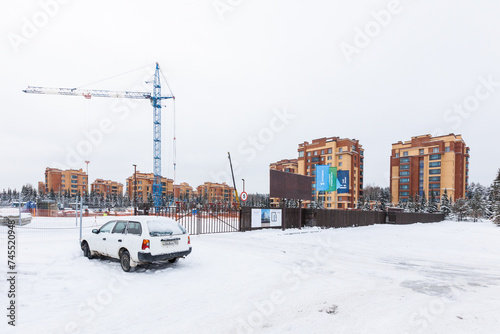 Photography the construction site of an apartment building in the winter from a height