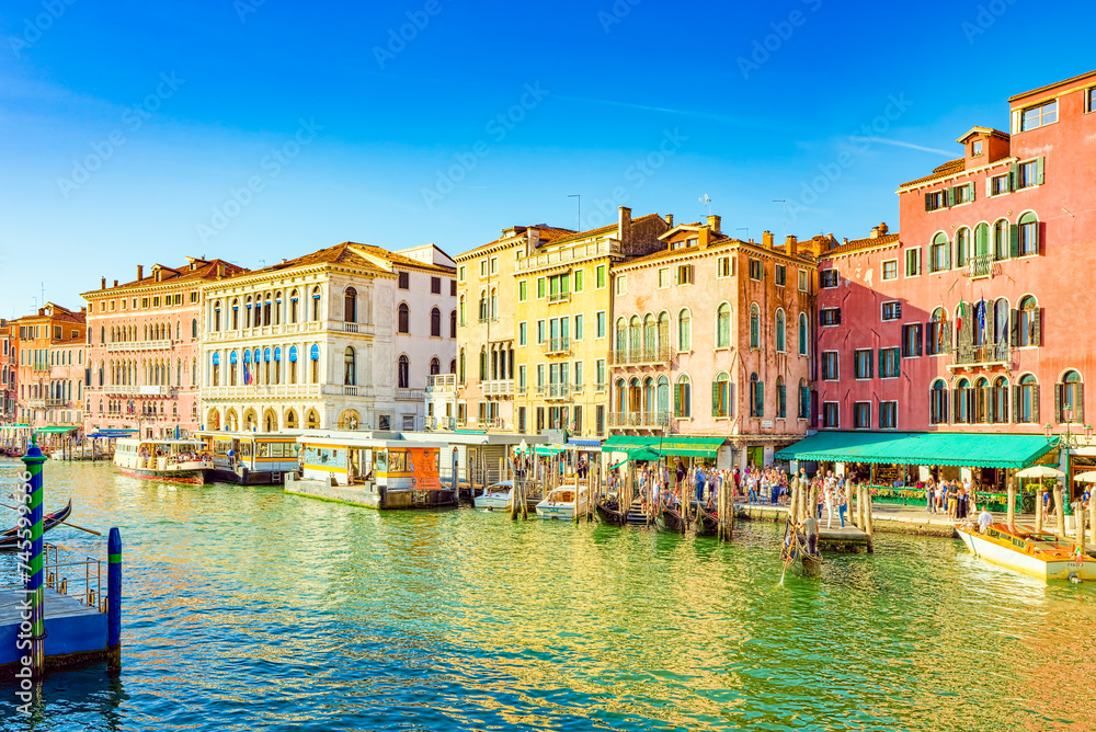 Venice-beautiful place on earth. - obrazy, fototapety, plakaty 