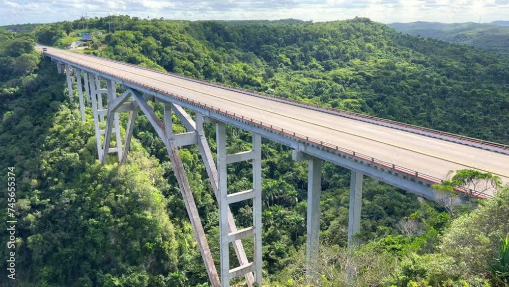 The Bacunayagua Bridge is a landmark of the Island of Freedom, connecting two parts of the Via Blanca highway. View from the Bacunayagua observation deck on the main Havana-Varadero road. Cuba The Bacunayagua Bridge is a landmark of the Island of Freedom, connecting two parts of the Via Blanca highway. View from the Bacunayagua observation deck on the main Havana-Varadero road. Cuba