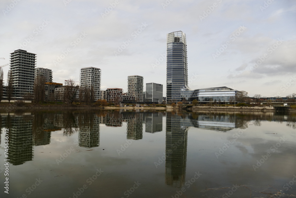 Neomodern skyscraper and the headquarters of the Hungarian oIl company. The tower is the tallest building in Budapest and in Hungary with nice surrounding