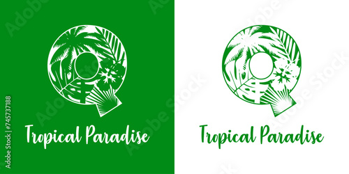 Logo destino de vacaciones. Mensaje Tropical Paradise con letra inicial Q con silueta de plantas tropicales