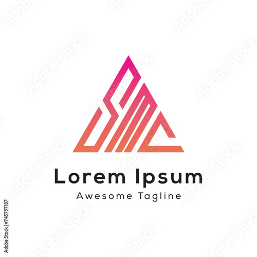 Foto vector smc triangle logo design