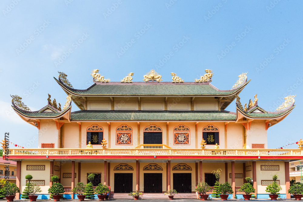 Buddhist temple, amazing architecture.