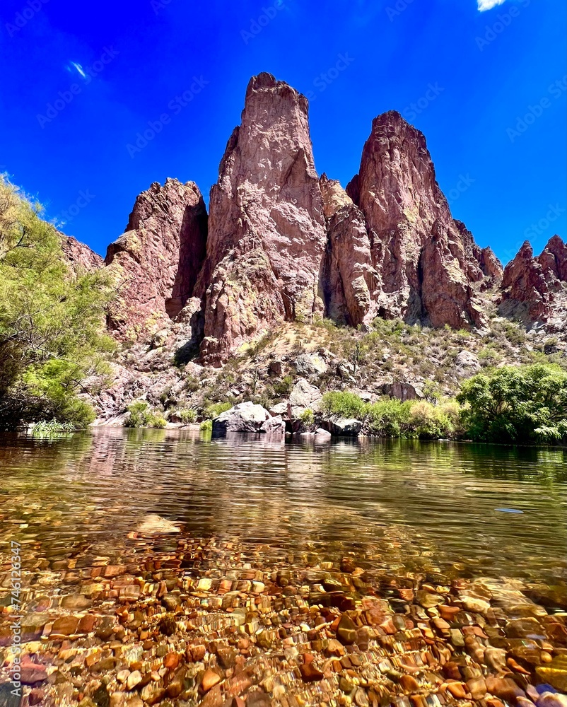 Soaring rocks above the salt river in Arizona