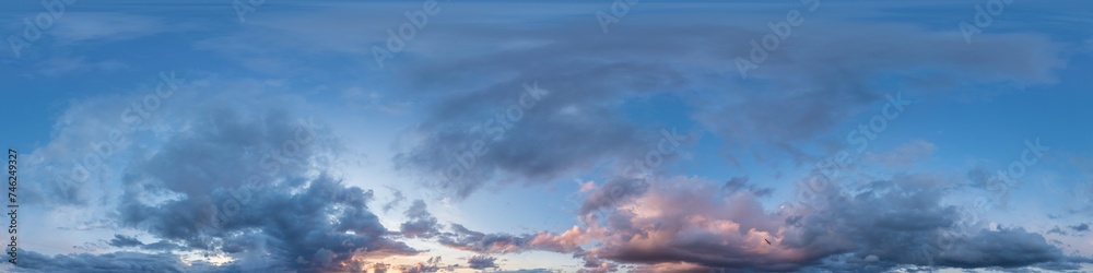 Obraz premium Sky 360 panorama - Bright blue sky filled with fluffy white Cumulus clouds. Seamless hdr spherical 360 panorama. Sky dome sky replacement for aerial drone 360 panoramas. Weather and climate change