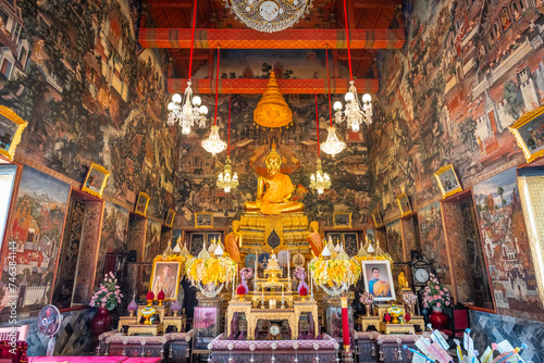 Wat Arun Ratchawararam Ratchawaramahawihan, Bangkok, Thailand © Around Ball