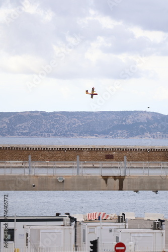 Canadair port de Marseille