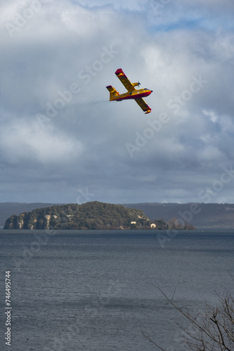 Canadair vigili del fuoco photo
