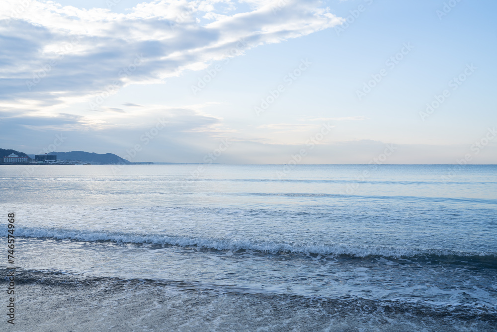 空色を写す海